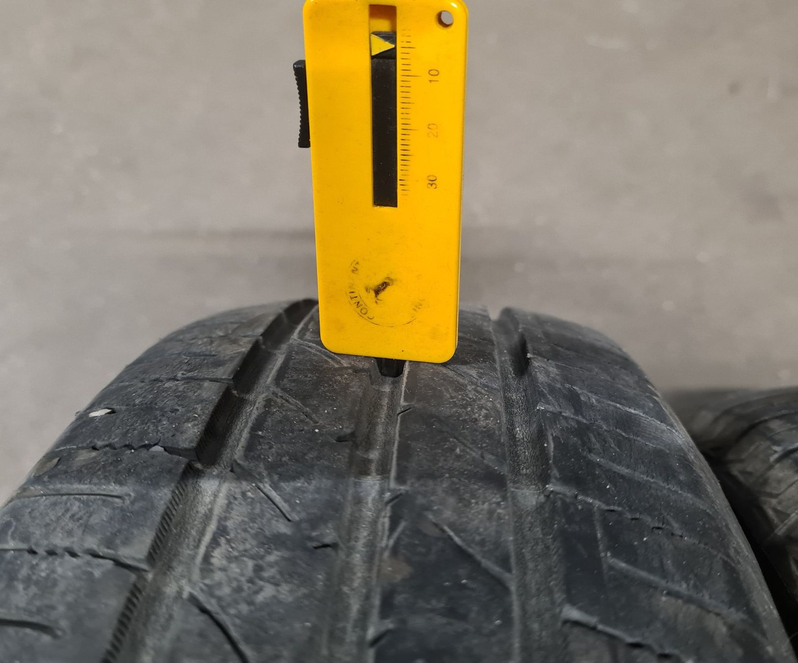 Pneumatici & Ruote complete: Vier Sommerreifen 155/65R14 – Usato da Uetendorf venduto da ATA-Deals 4