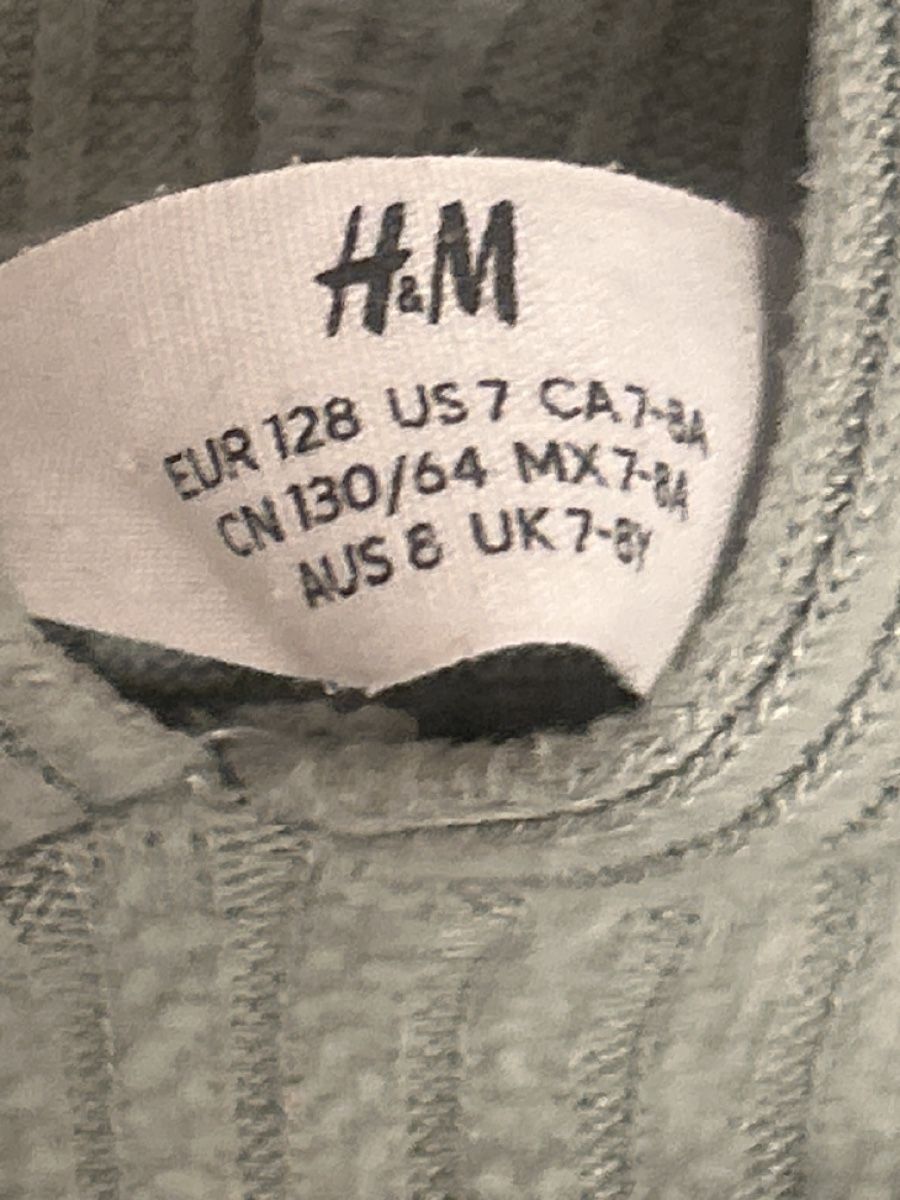 H&M Kleiderpakete & -sets: Kombi H&M 128 – Gebraucht aus Uetikon am See von barceloneta 2