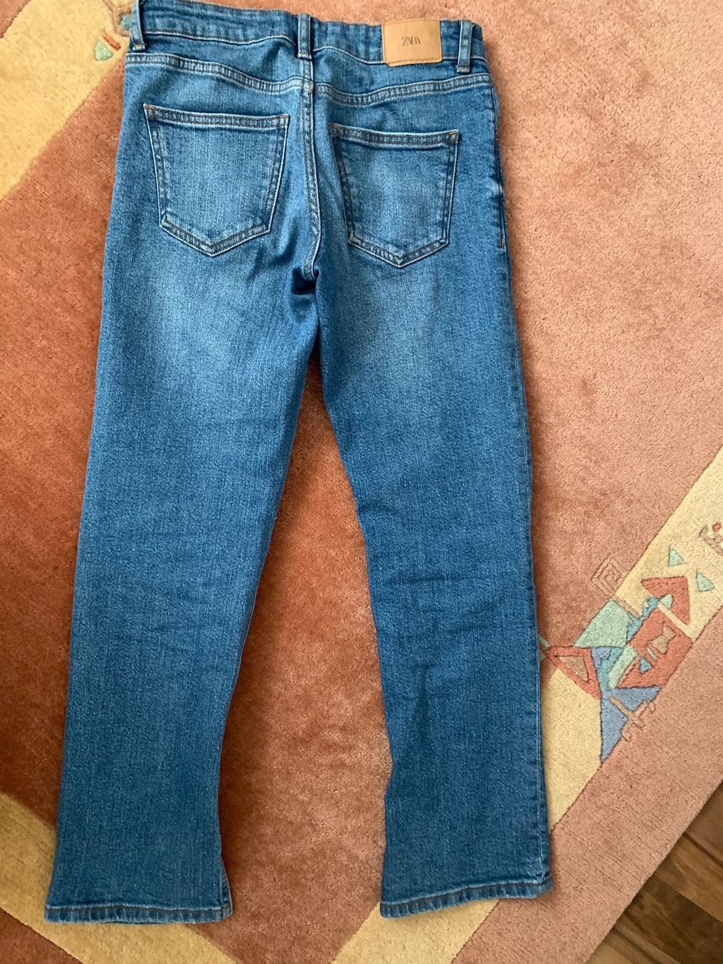 Zara Pantaloni: Jeans Mädchen mit Schlitzen Gr152 – Usato da Biel-Benken BL venduto da BelginE 2