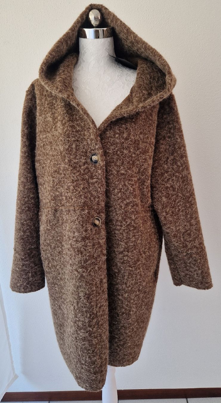 Manteaux: MANTEAU À CAPUCHE – Neuf avec emballage d'origine à Camorino par JPHANDMADE1