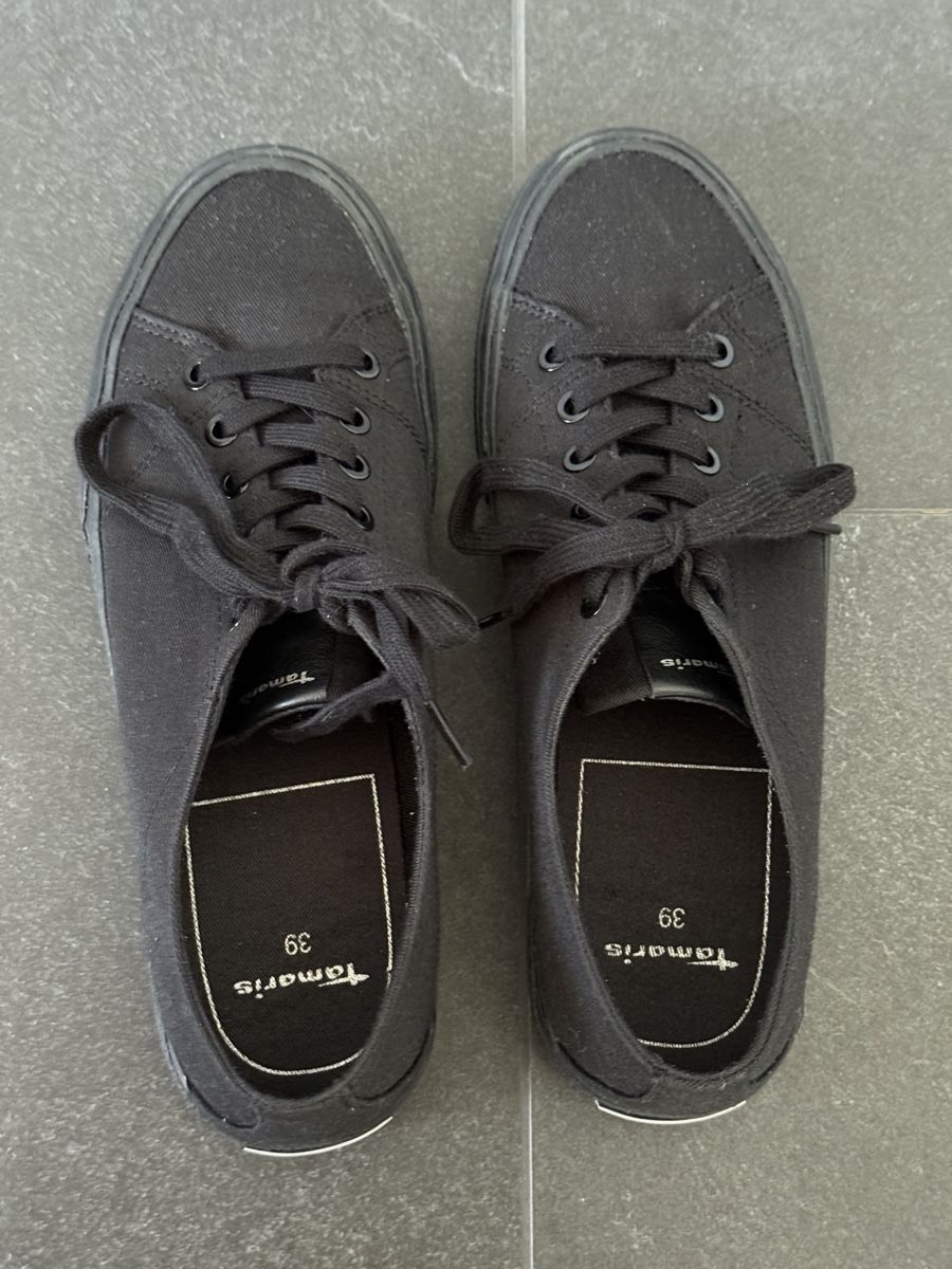 Scarpe da donna: Tamaris sneakers – Usato da Goldach venduto da igwhitestar 1