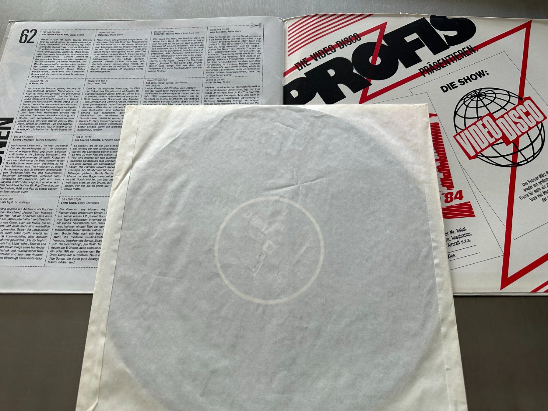 Dischi in vinile: DEBUT LP / ZEITSCHRIFT AUSGABE 3 - EURYTHMICS - SIMPLE MINDS – Usato da Sion venduto da jaipur1401 6