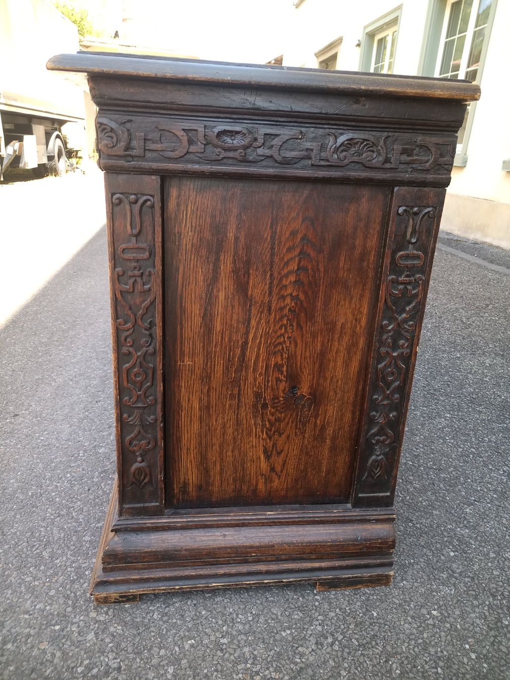 Cassettiere: Alte Kommode mit Schnitzereien ca.1850 – Usato da Oberägeri venduto da mir_p8s7 2