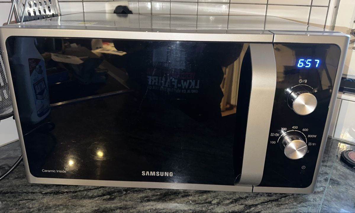 Elettrodomestici da cucina: Samsung Mikrowelle – Usato da Eggersriet venduto da Rotti44