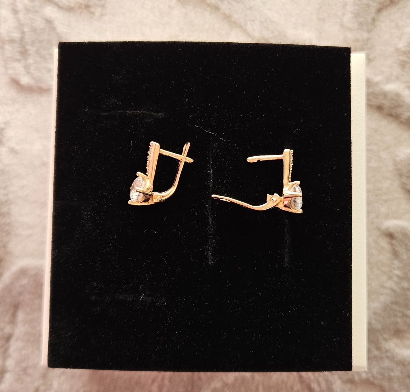 Orecchini pendenti & Orecchini a lobo: Boucle d'oreille OR 585 – Usato da Bex venduto da Villy_Wolf 2