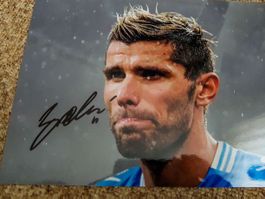 Valon Behrami - Autogramm auf  Foto