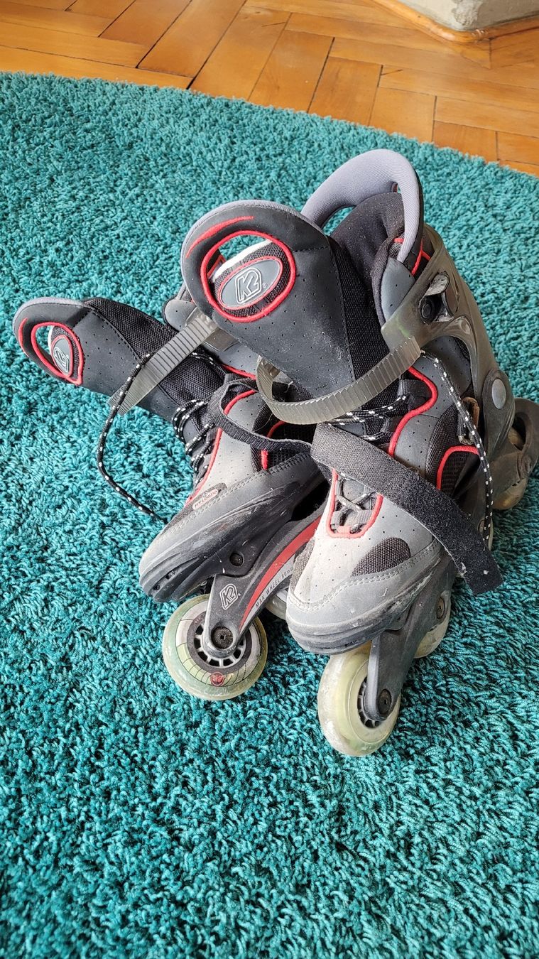 K2 Pattini in linea & Pattini a rotelle: K2 Inlineskates, Gr. 41.5, mit Schoner-Set – Usato da Warth venduto da aussieaussie 1