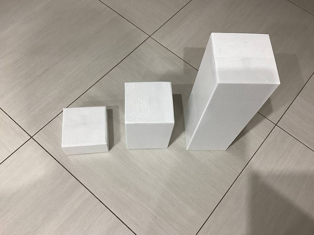 Tutte le decorazioni: Colonne decorative in legno bionco – Usato da Melano venduto da pie_wx5l 1