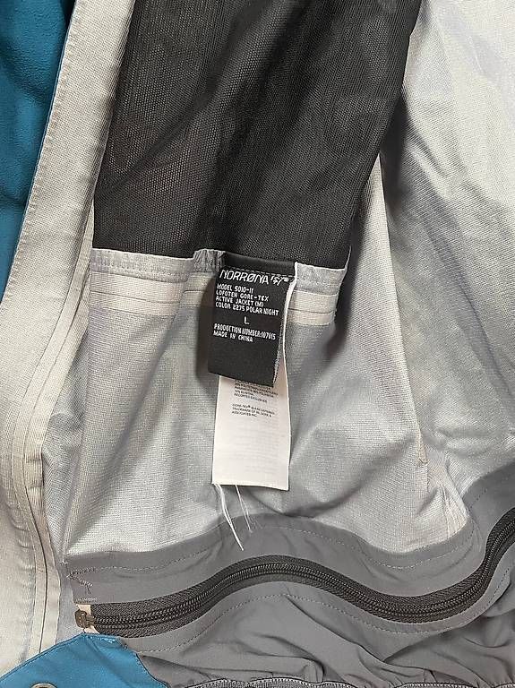 Norrøna Jacken: Norrona Lofoten Gore-Tex Jacke L – Gebraucht aus Dietlikon von jos_2sxc 2