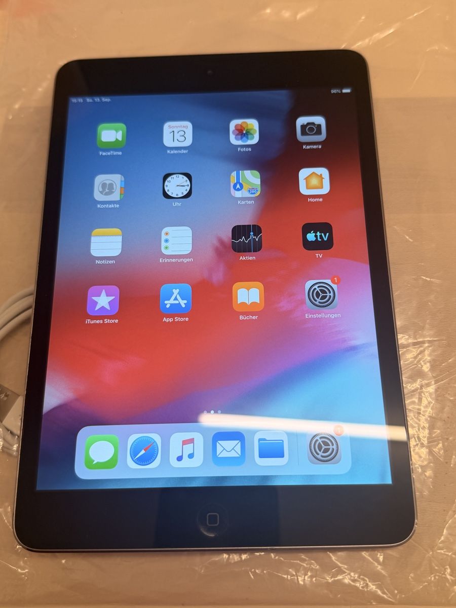 Apple Tablet PC: Apple iPad mini 2 32GB Wifi – Gebraucht aus Gersau von Edotcom