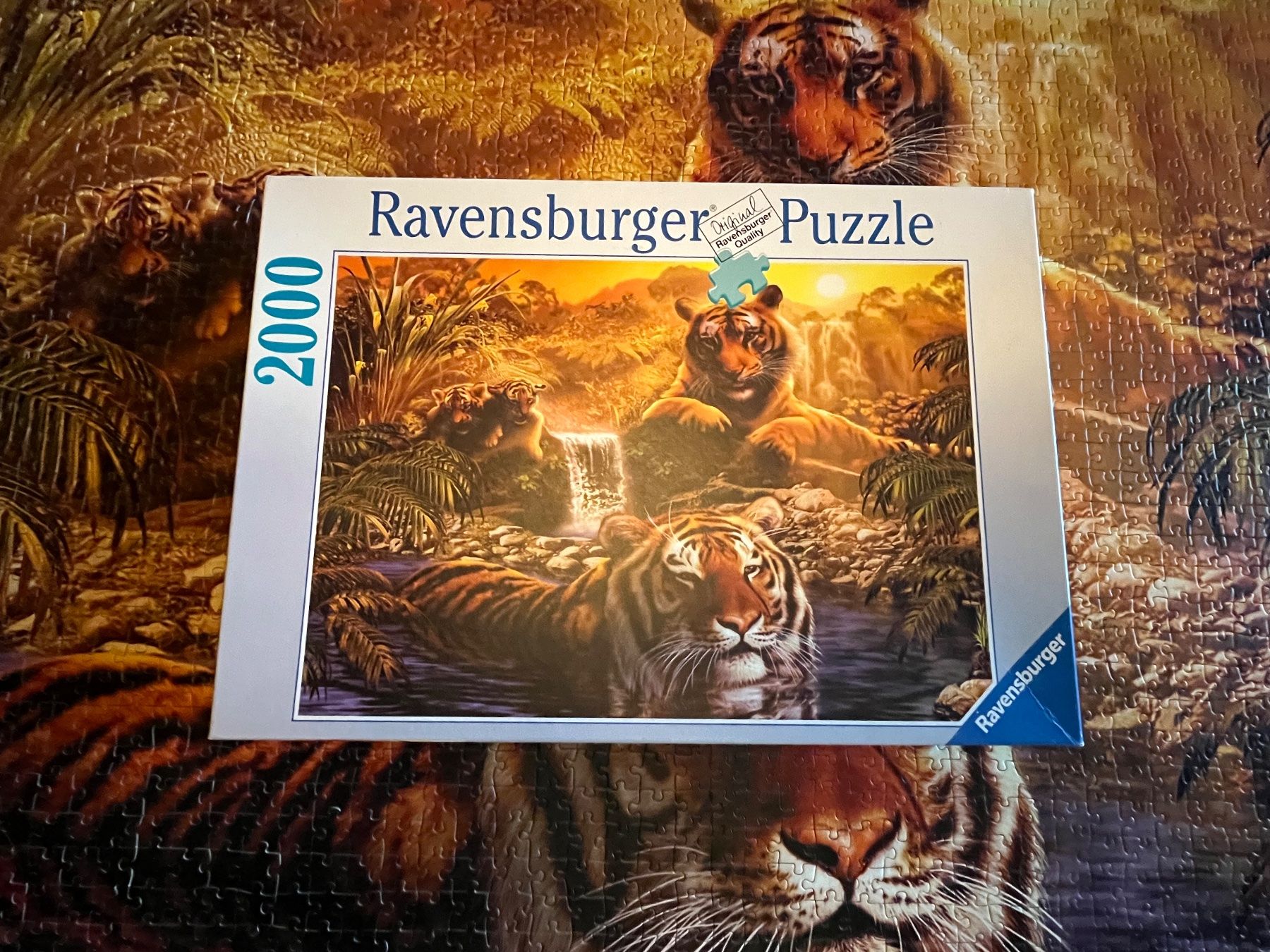 Ravensburger Puzzles: Ravensburger Puzzle Tiger 2000 Teile – Gebraucht aus Zürich von Gurkis