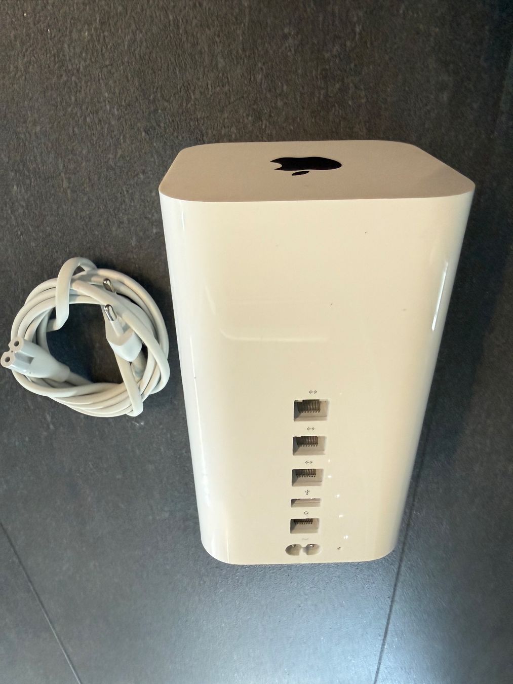 Apple Dischi rigidi: Apple Airport Time Capsule A1470 2TB – Usato da Pomy venduto da Vonvals 1