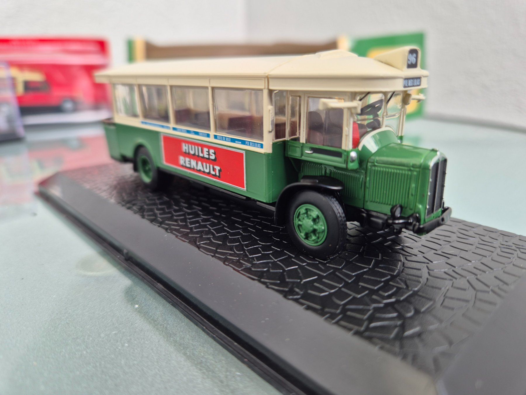Renault Voitures modèles: Renault Bus 1932 – Neuf (Voir description) à Oberbuchsiten par laffite54 2