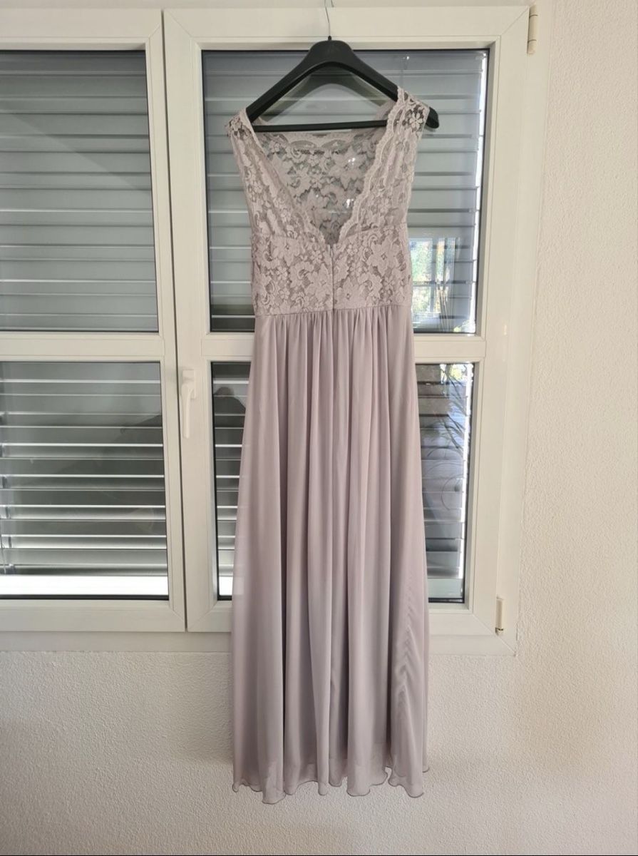 Kleider: Abendkleid Gr. L – Gebraucht aus Spiez von Berossy 1