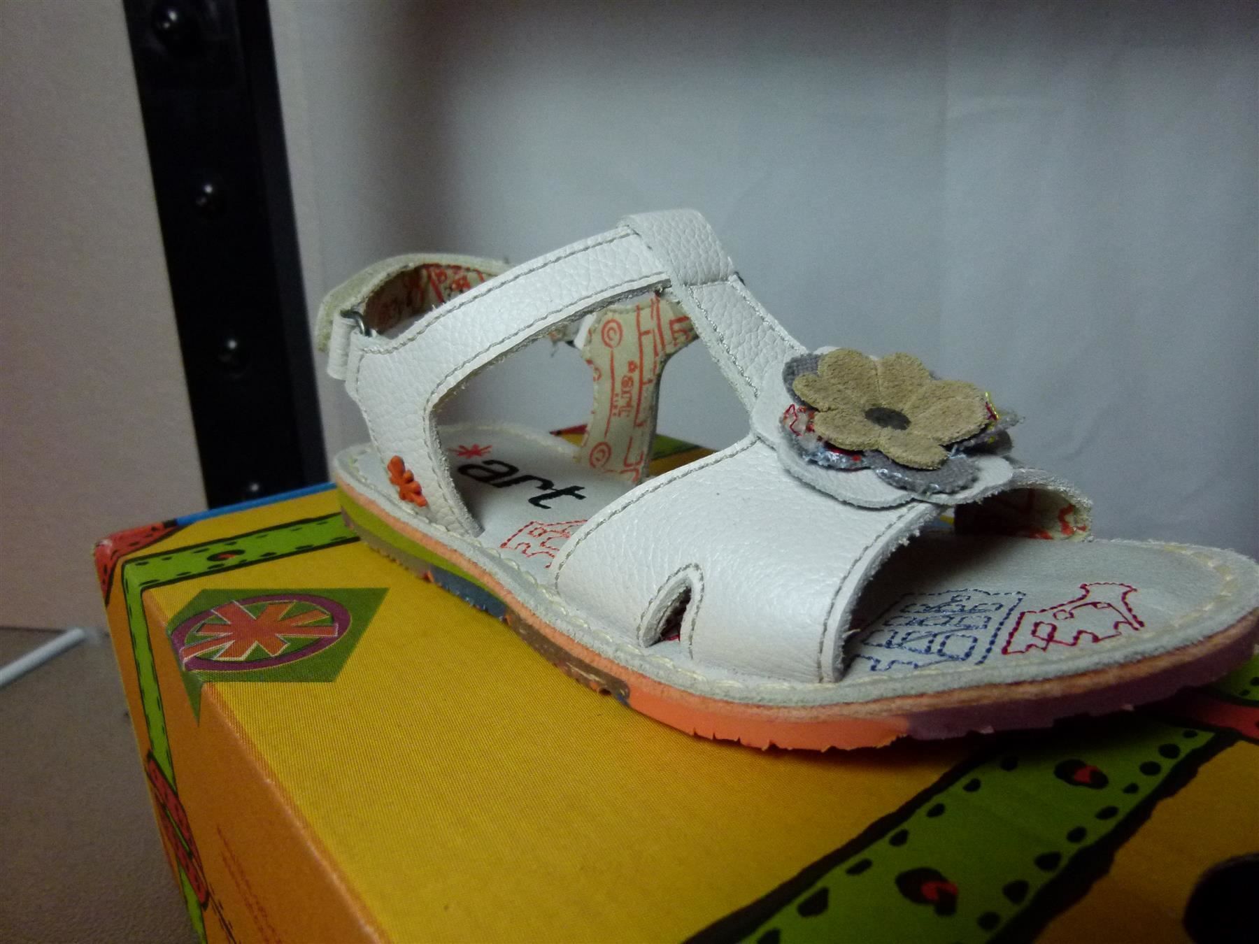 Schuhe für Mädchen: Art kinder Schuhe Gr 31  Neu – Neu und originalverpackt aus Uerkheim von Justi.y