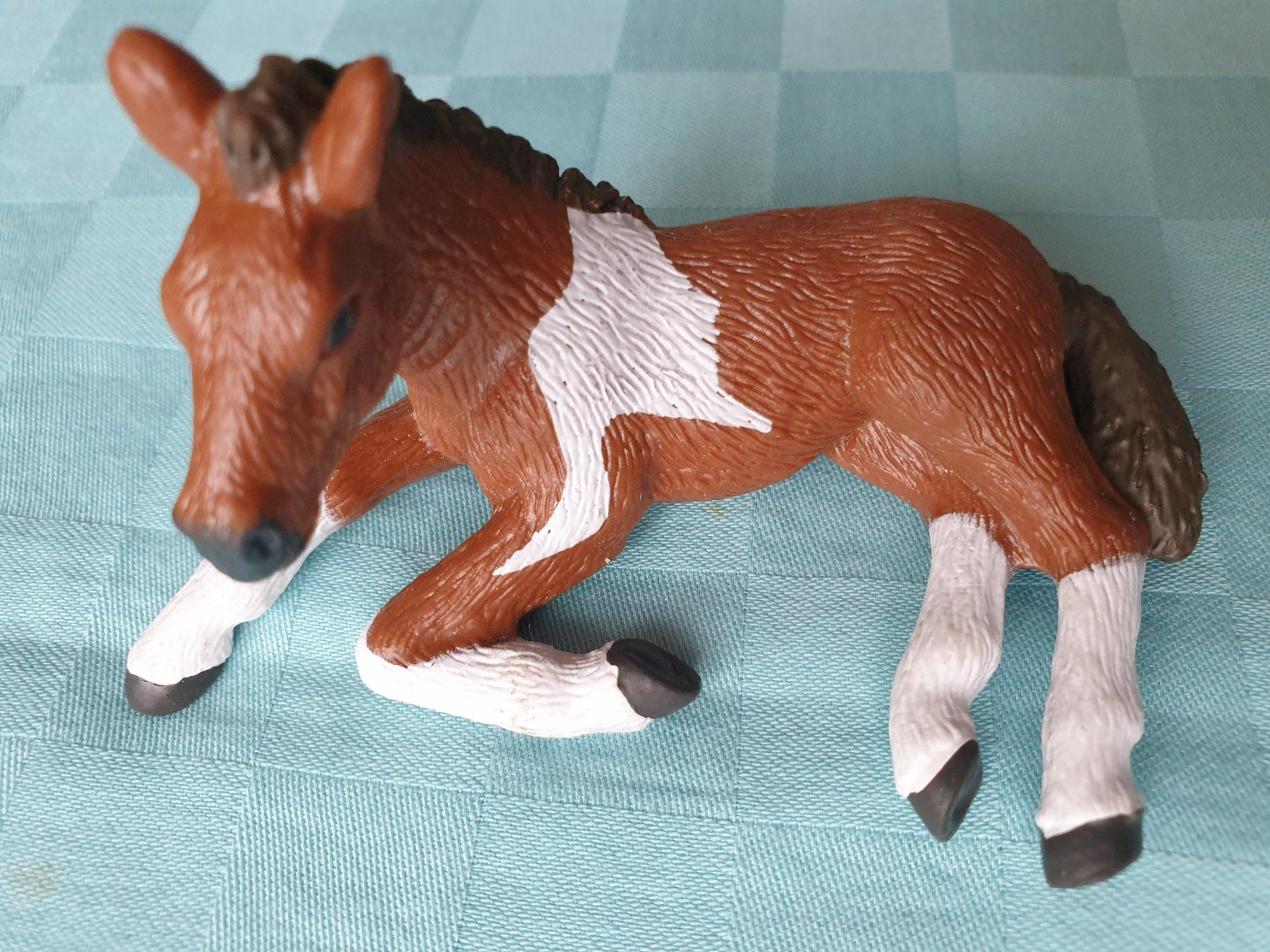 Schleich Statuette: Fohlen liegend Schleich Tier – Usato da Mörschwil venduto da spirspi