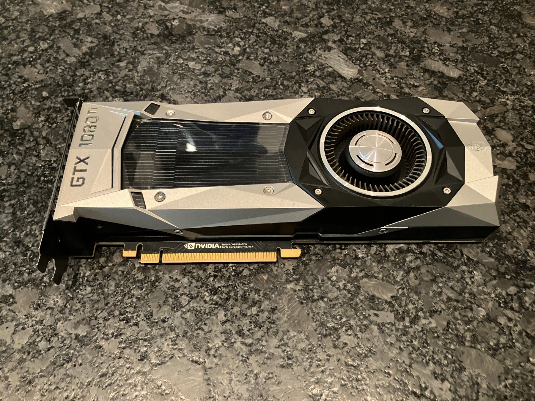 Nvidia Schede grafiche: Nvidia GTX 1080 ti – Usato da Kleinwangen venduto da Suelei83