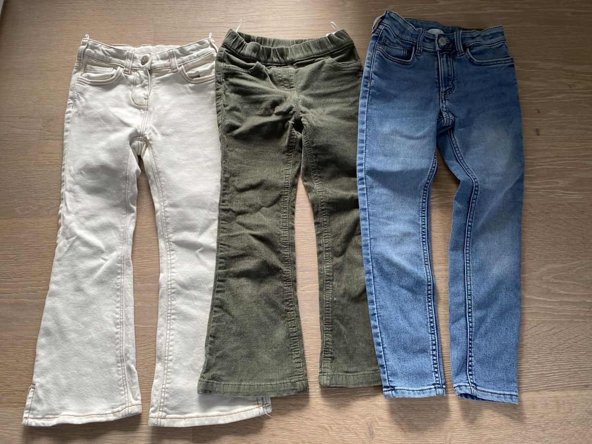 Lotti & Set di vestiti: Jeans set - Gr. 116 – Usato da Hergiswil NW venduto da mar_js5v
