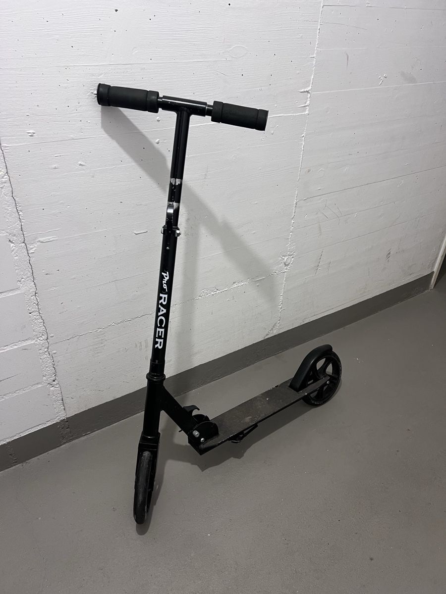 Kickboard: Trottinett – Usato da Solothurn venduto da sl_27