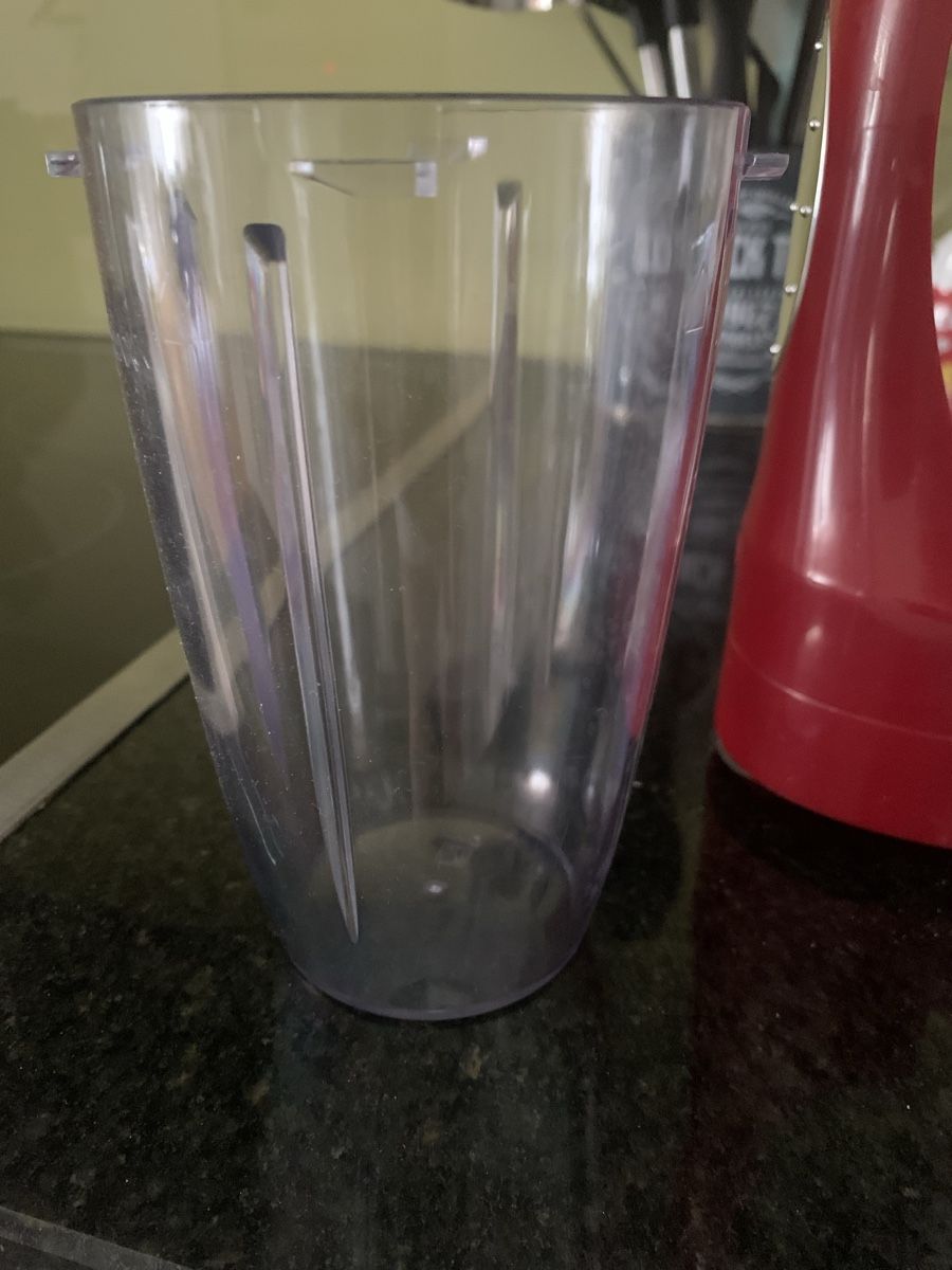 Elettrodomestici da cucina: Smoothie Maker rot mit Becher gebraucht – Usato da St.Gallen venduto da Manu_3894 4