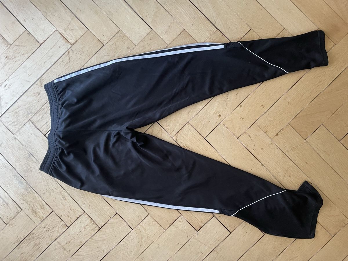 Hosen: Adidas Trainerhose Grösse S – Gebraucht aus Bern von heinbsl 2