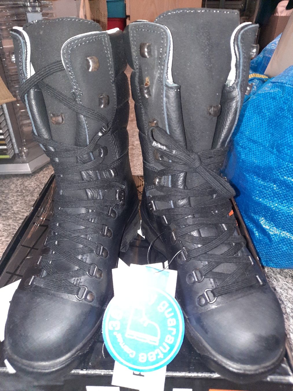 Scarpe da uomo: scarponi anfibi PRH2OOF 37 NUOVI – Nuovo e nell'imballaggio originale da Biasca venduto da Old_6blh 1