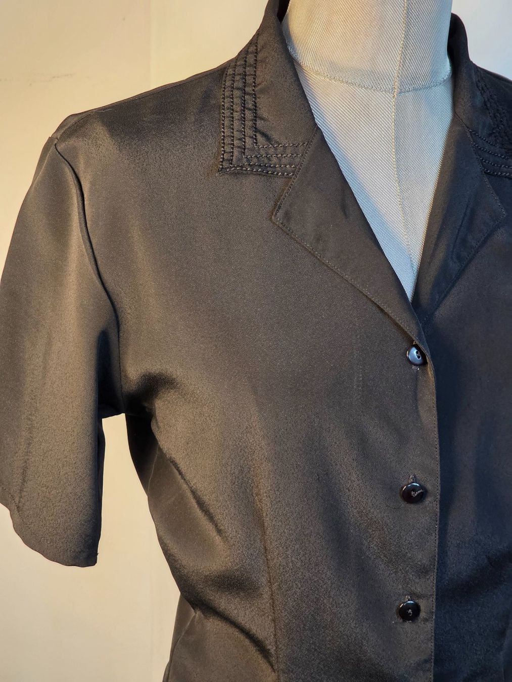 Camicette: S 36 DeVille leichte BLUSE kurzarm / Sommerbluse mit Glanz – Nuovo (secondo la descrizione) da Dürnten venduto da Bachtelsurfer 3