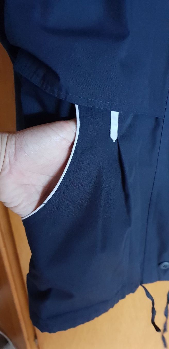 Giacche: Dunkelblaue Jacke gr.44 – Usato da Ferden venduto da jemyce 1