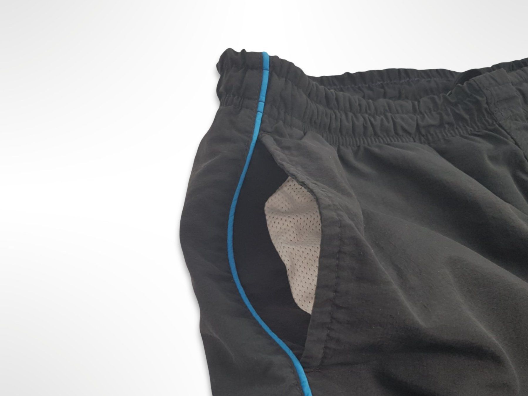Costumi da bagno: ATIGOUA schwarze Badehose Gr. L – Usato da Suhr venduto da Restwert_Suhr 3