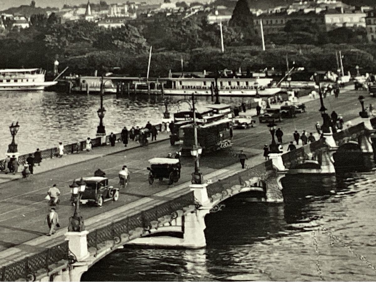 Cartoline postali: Genève  bus voitures trams bateaux 1949 – Usato da Luc (Ayent) venduto da Rebouille 2