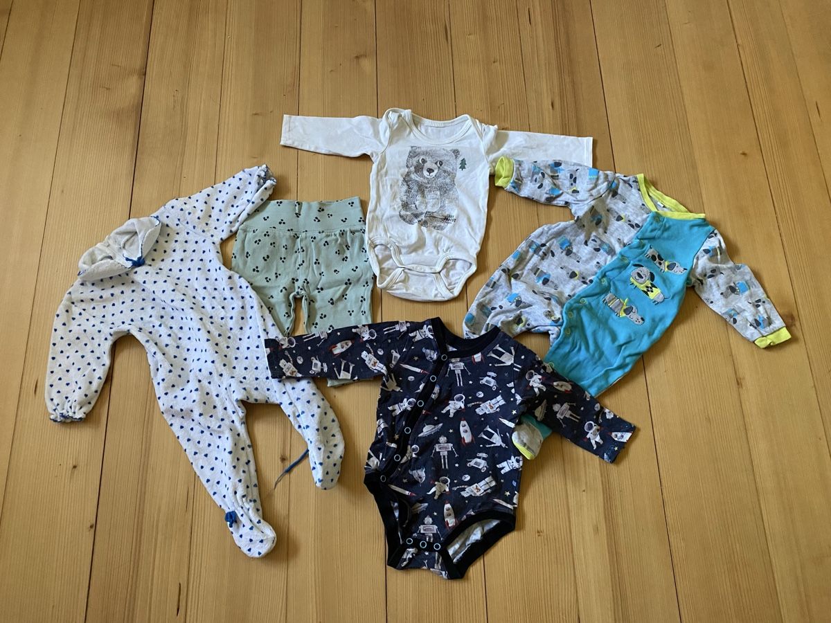 Kleiderpakete & -sets: Kleiderset Newborn – Gebraucht aus Murgenthal von anmedlung