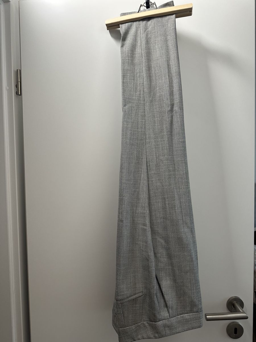 Zara Completi & Tailleur: Zara Basic Anzug Hose grösse S – Usato da Reichenburg venduto da Noelle6002