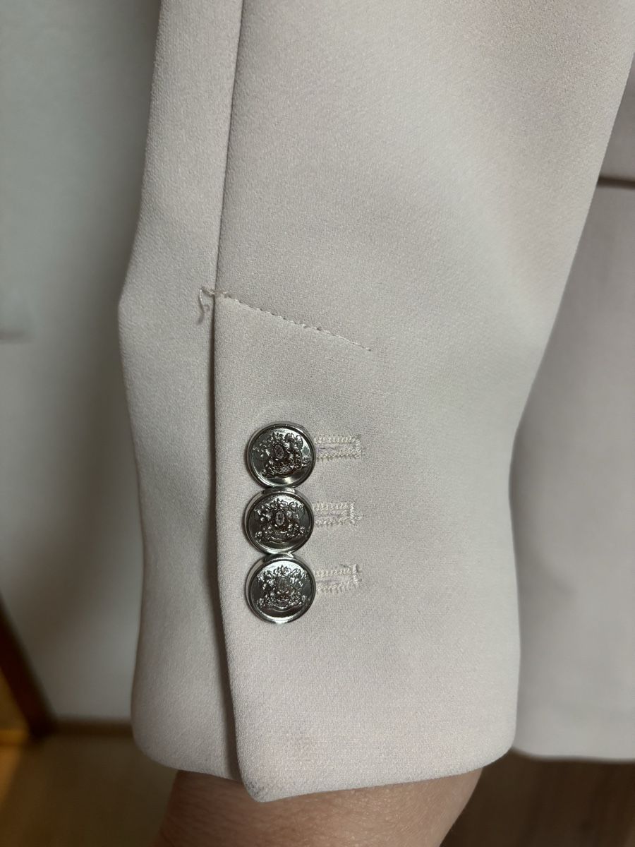 Zara Vestes: Damen Sakko ZARA Basic Collection Grösse M  – Neuf (Voir description) à Arbon par Viktoriaa 3