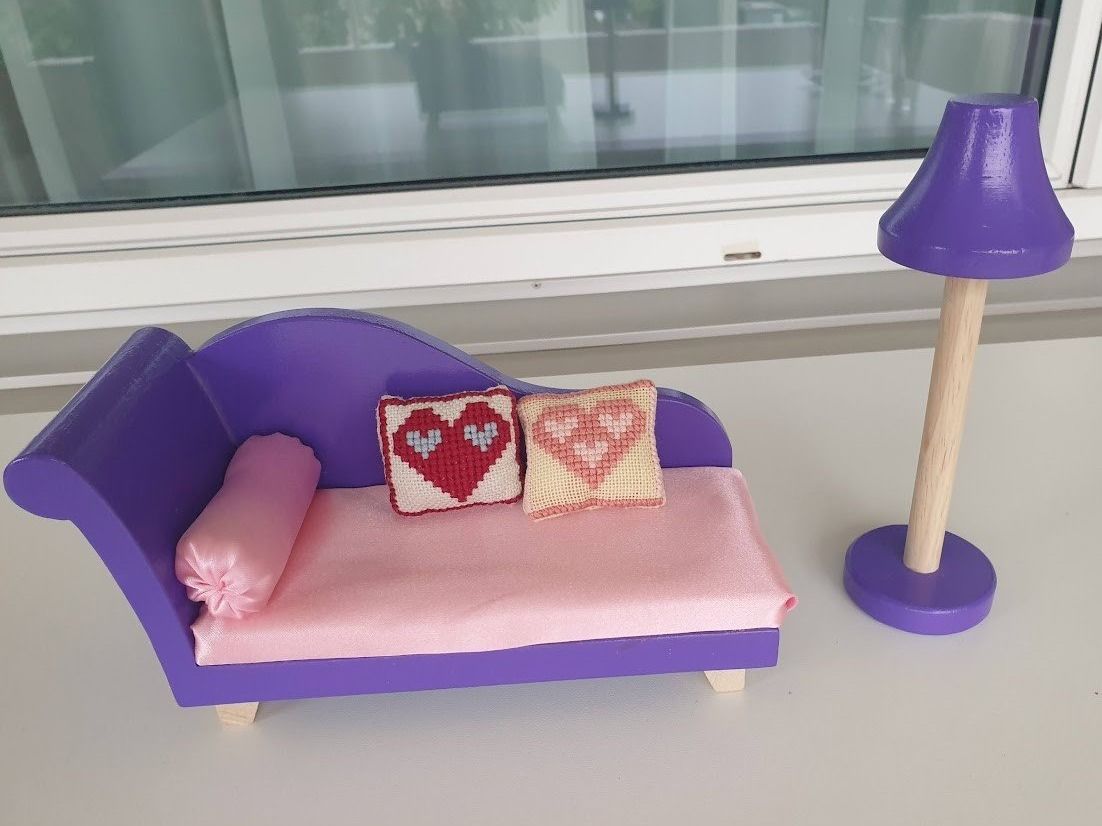 Case e mobili per bambole: Möbel Sofa und Lampe Puppenhaus – Usato da Nürensdorf venduto da Ez-Shop