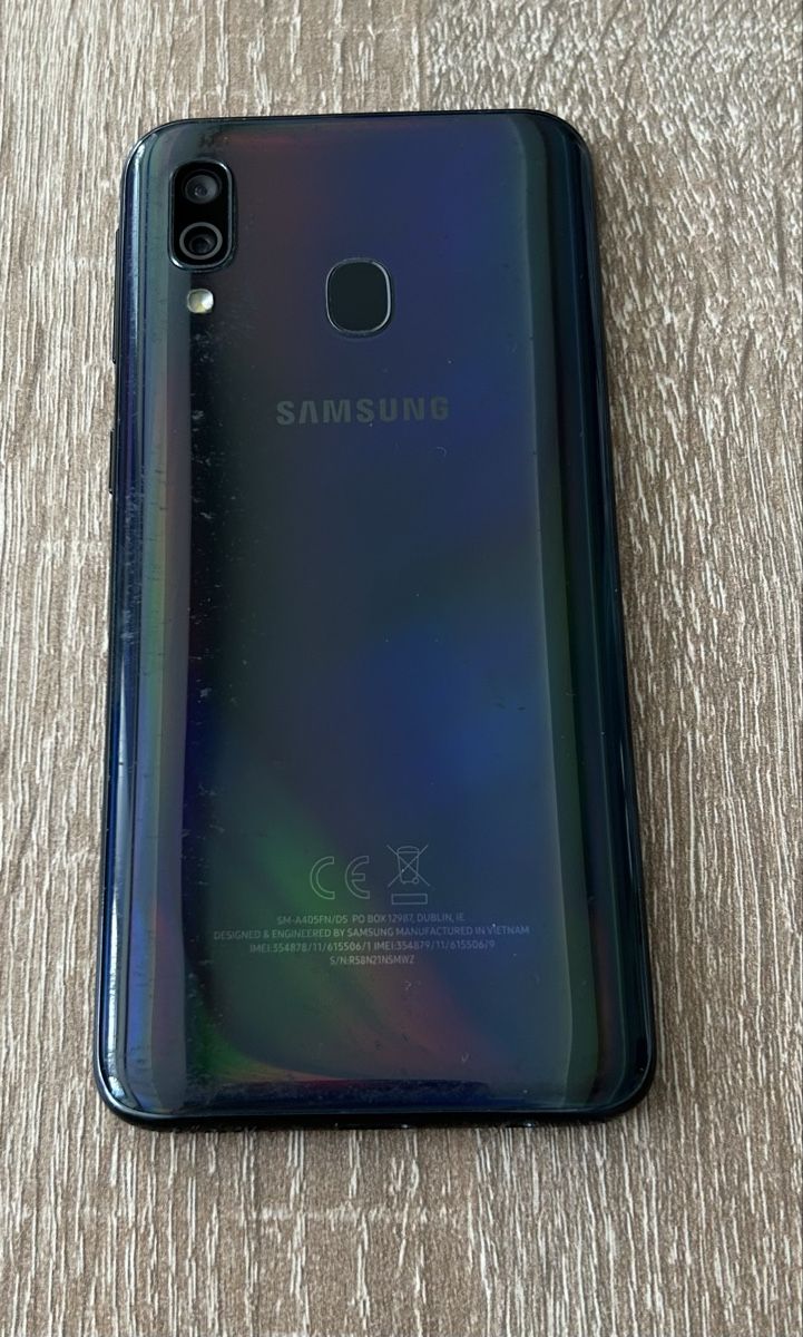 Samsung Telefoni cellulari / Smartphones: Samsung Galaxy A40, 64GB – Usato da Ennenda venduto da mar_kz98 2