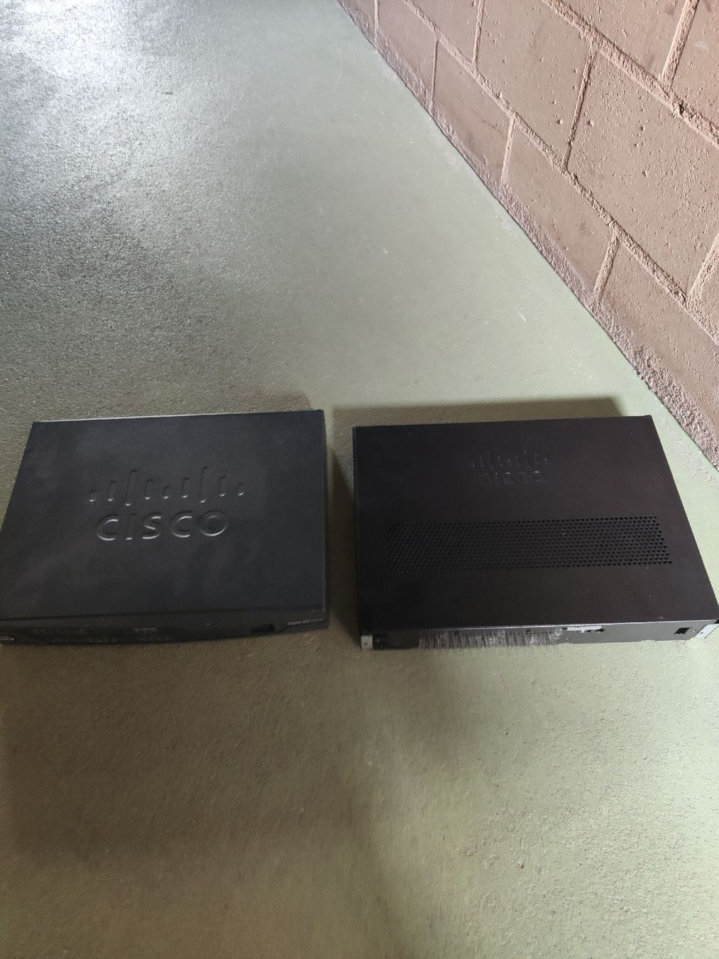 Modems & Router: Cisco C891F Router. – Defekt aus Thun von wol_krx6 1
