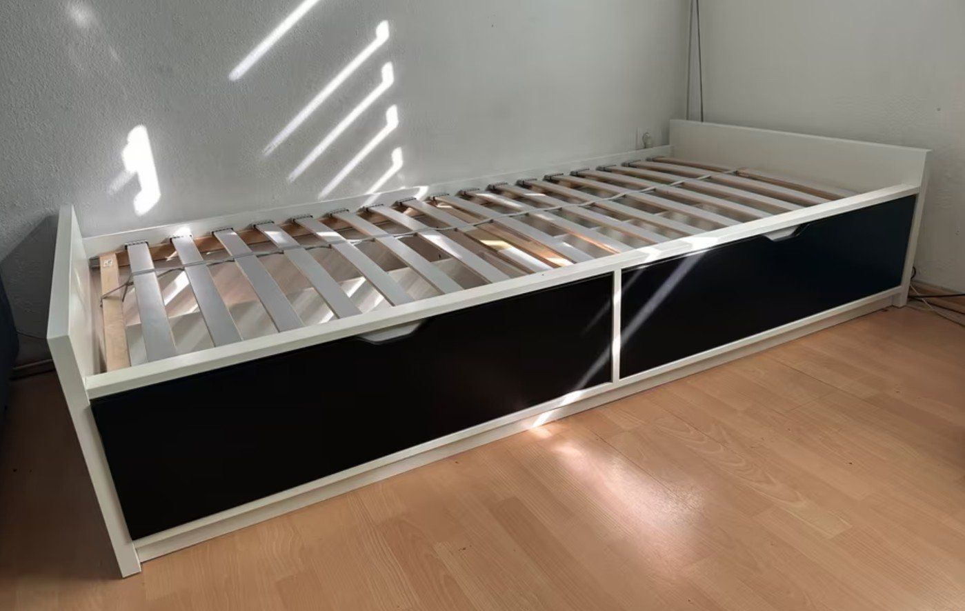 Ikea Letti: Ikea Bett Flaxa mit Stauraum – Usato da Regensdorf venduto da fjuzl