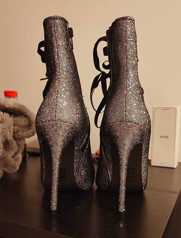 Steve Madden Scarpe da donna: scarpe Steve Madden – Nuovo (secondo la descrizione) da Origlio venduto da rev_7d9p 1