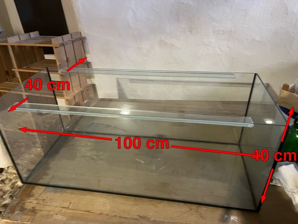 Terrario: Aquarium / Terrarium 100x40x40cm – Usato da Ligerz venduto da SparkleX 2