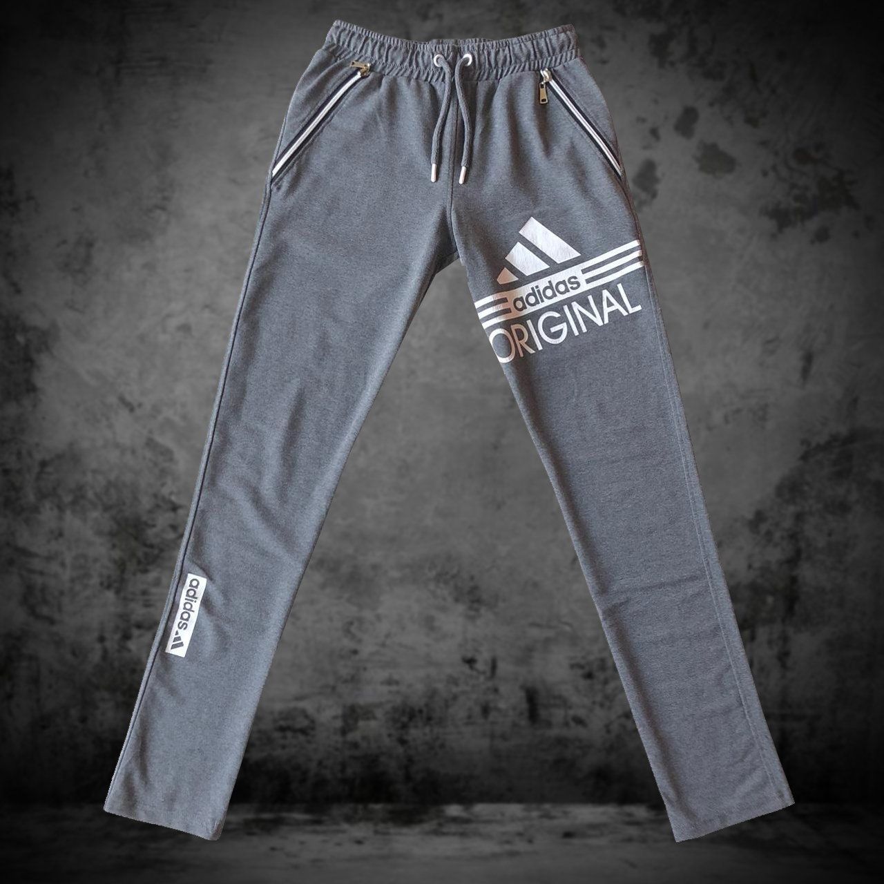 Adidas Pantaloni: Jogging Adidas Original Grey Men S – Usato da Genève venduto da ang_7j7j