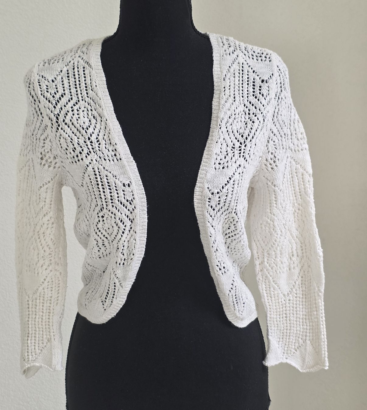 Only Bolero: Damen  Bolero Only weiss Grösse M  – Usato da Rheinsulz venduto da Gilea 1