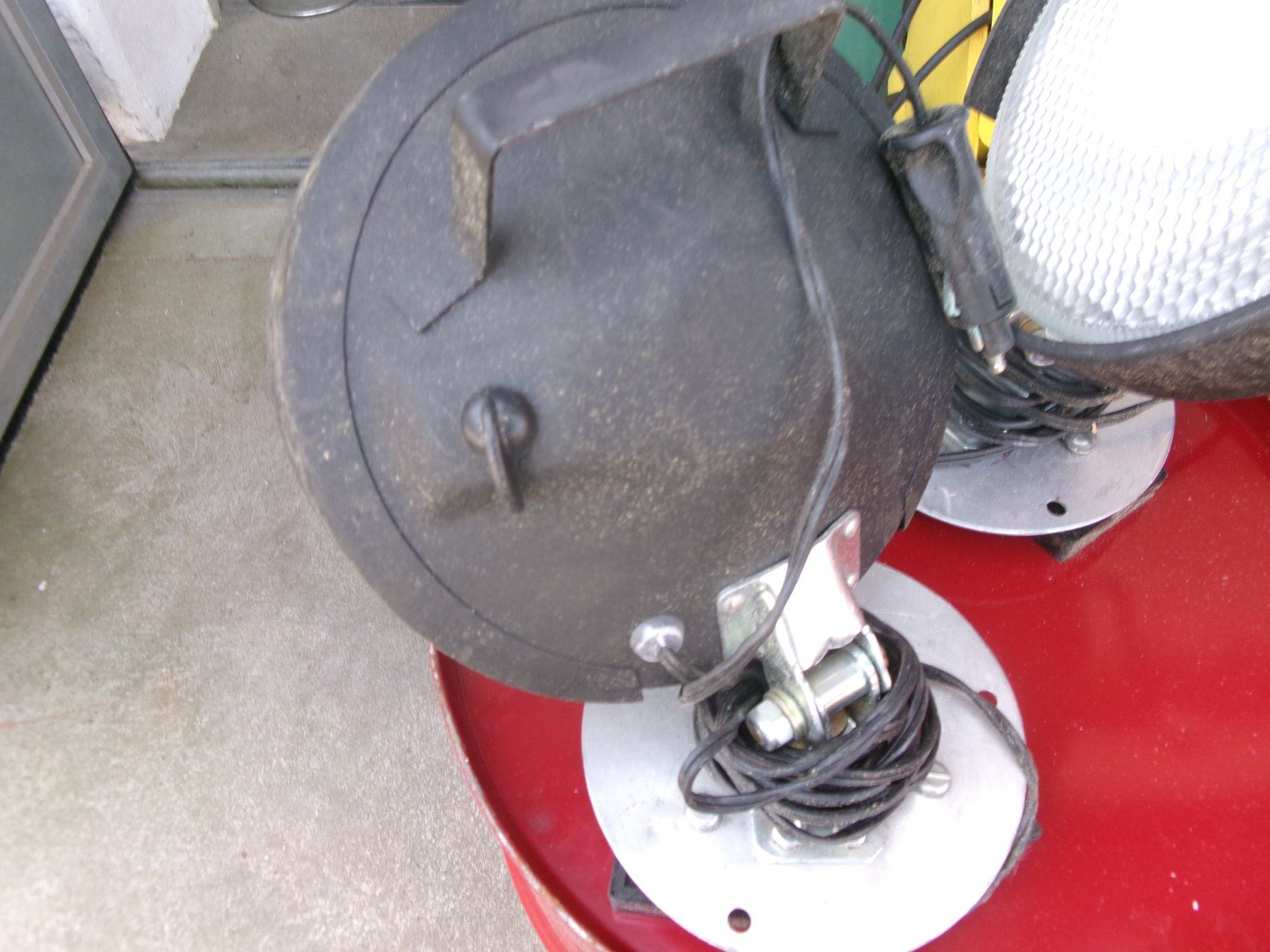 Metall- & Schlosserei Sonstiges: 2 Stk. Scheinwerfer Arbeitsscheinwerfer  12 Volt  Bosch – Gebraucht aus Eschenbach SG von GM-29 3