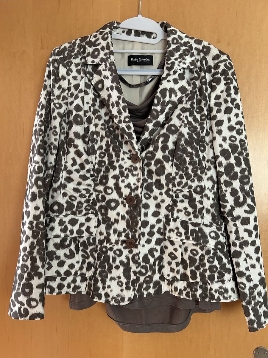 Giacche: Blazer mit Top – Usato da Lengnau AG venduto da Yoshilein