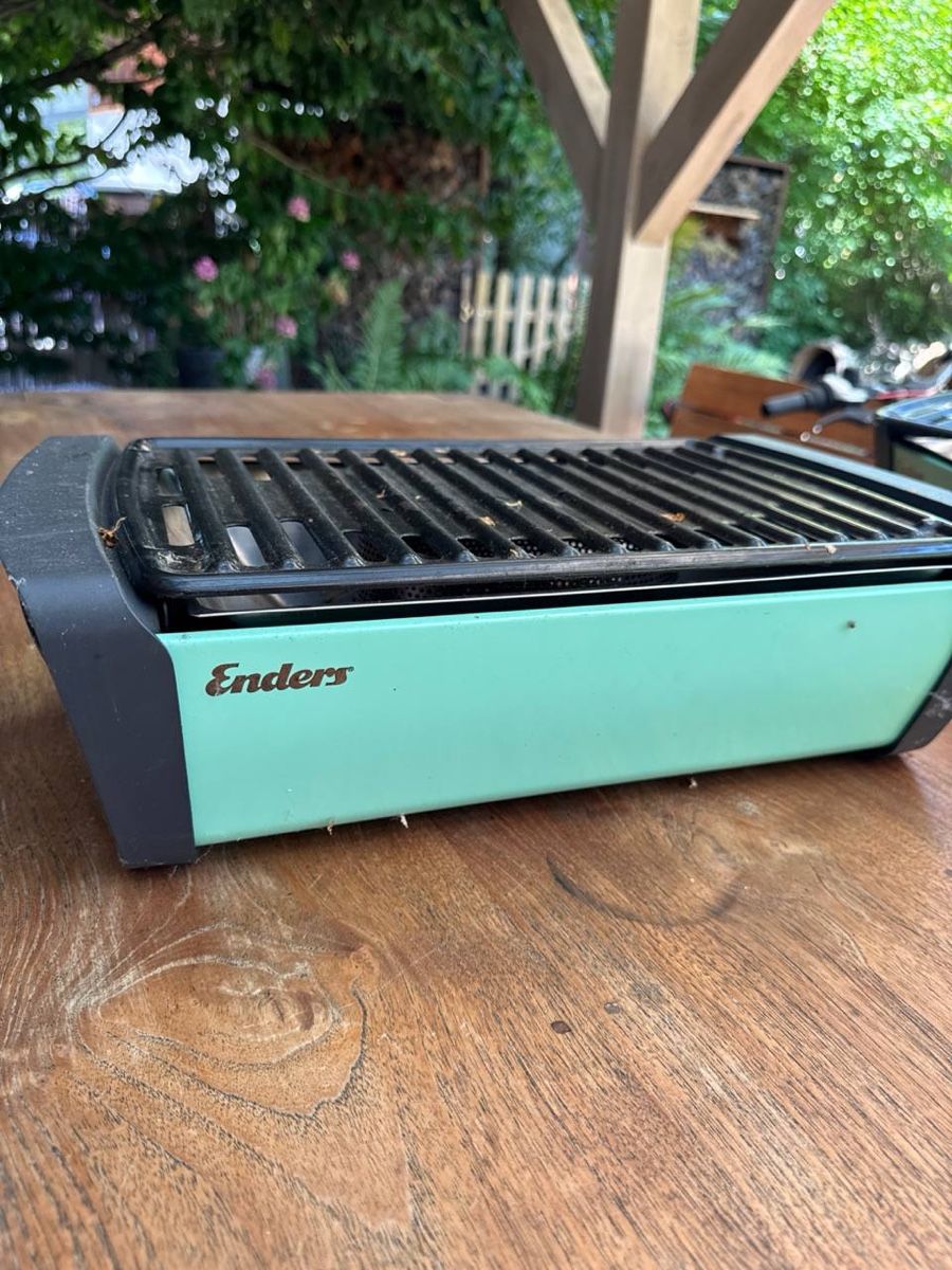 Grills: Tischgrill Kohle gratis abzugeben – Gebraucht aus Ottikon von Tarracona1