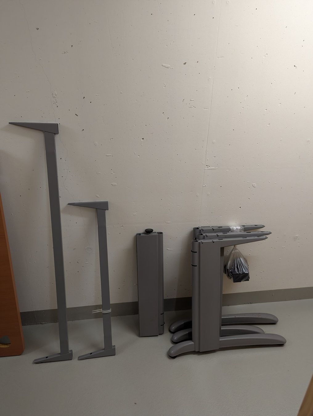 Scrivanie: Schreibtisch - Computertisch – Usato da Schöfflisdorf venduto da agn_kneg 3
