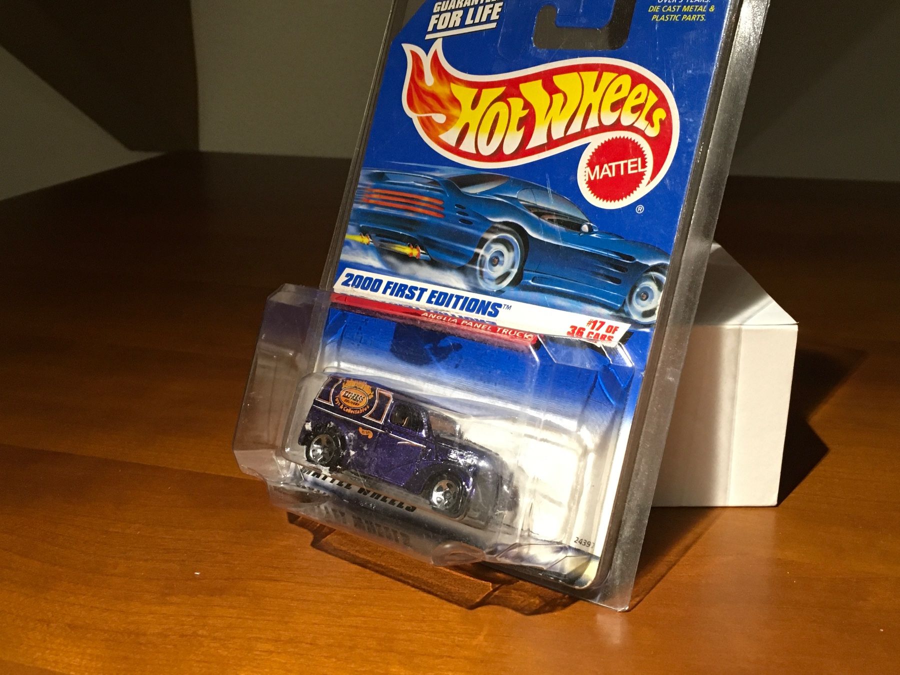 Hot Wheels Modellini d'auto: Anglia Panel Truck 1/43 Hot Wheels First Ed. 2000 – Nuovo (secondo la descrizione) da Wohlen AG venduto da PrivatSammlung 1