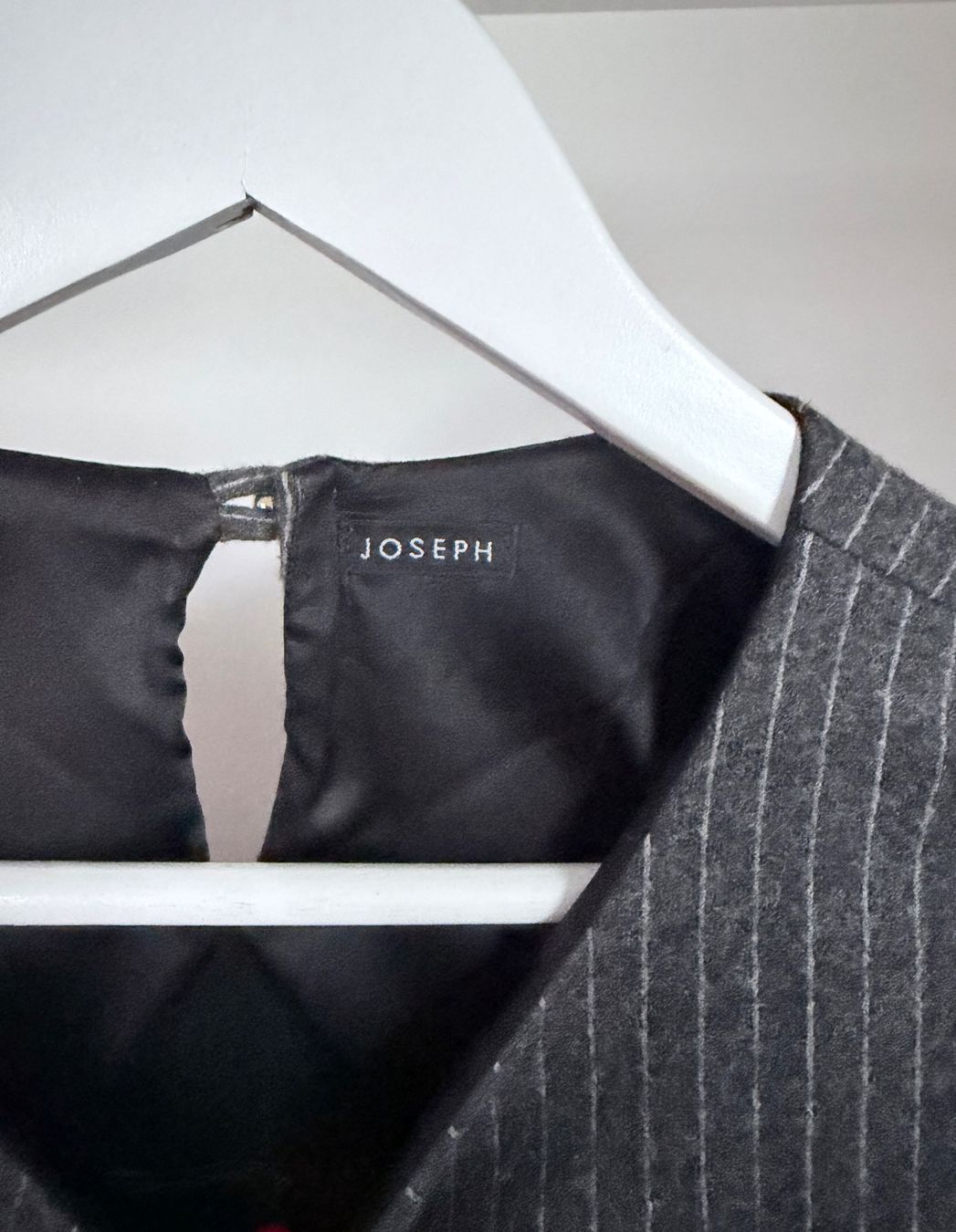 Vestiti: JOSEPH das kleine Schwarze Kleid, anthrazit gestreift, Gr.36 – Usato da Erlinsbach venduto da Clodimodi 2