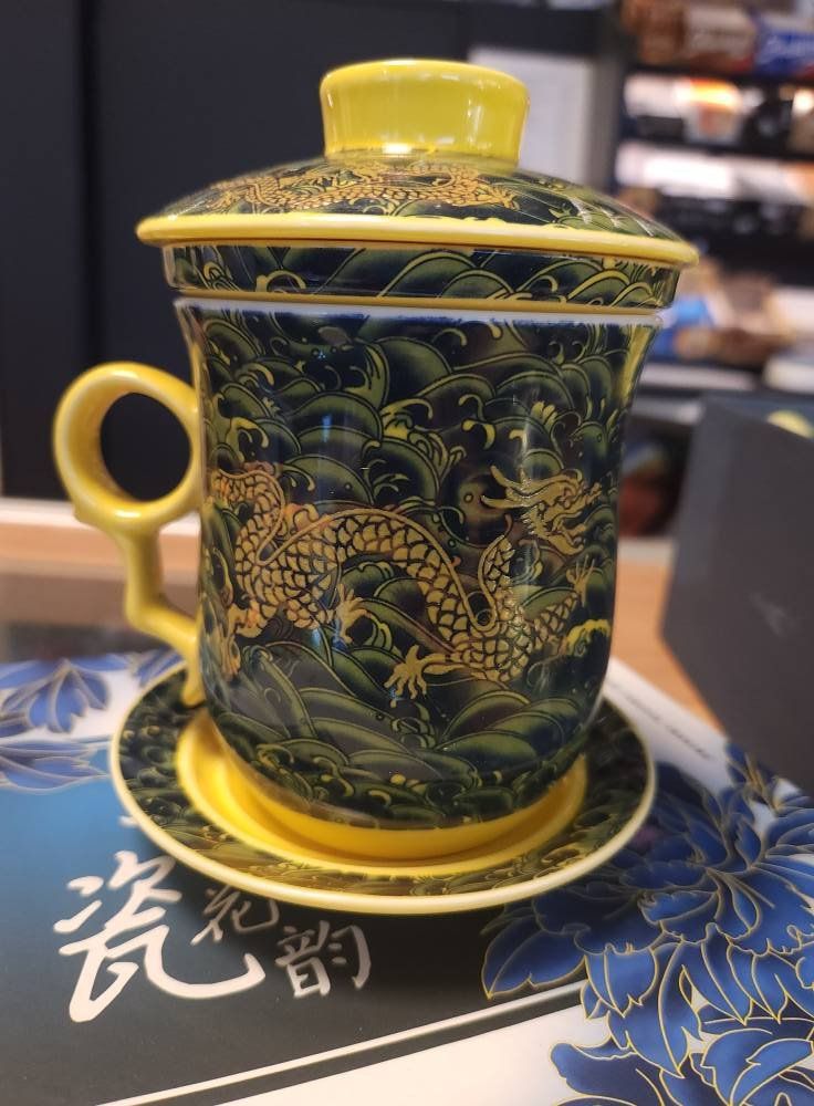 Teiere: Teetassenset mit Drachenmotiv – Nuovo e nell'imballaggio originale da Thun venduto da Tong999