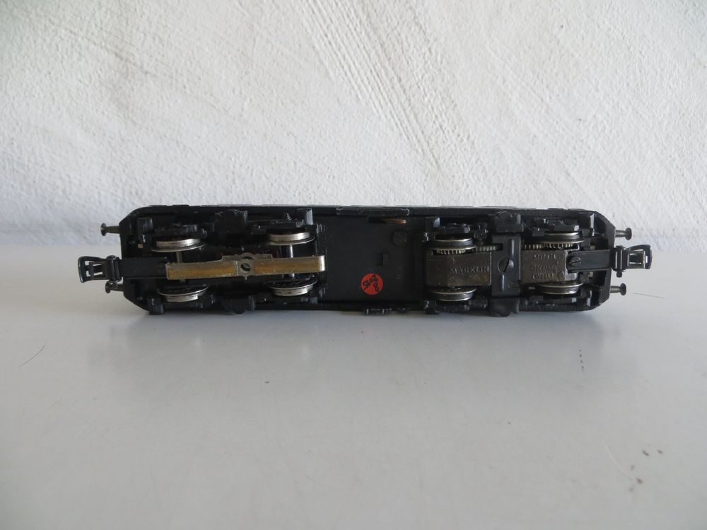 Locomotive Märklin 3039 BR E10 DB Analogique H0 ép.4