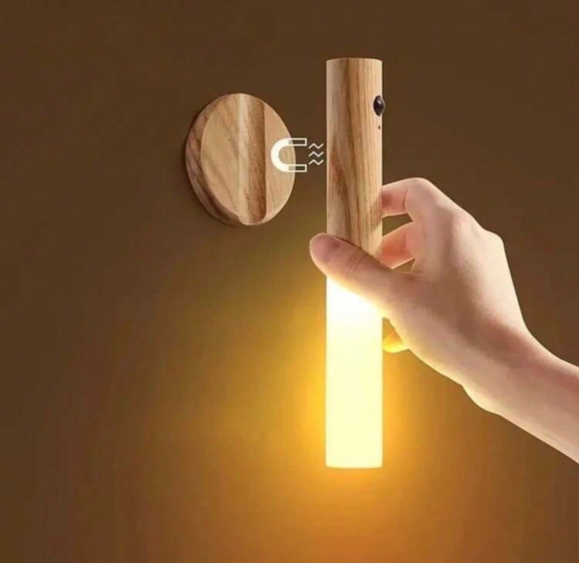 Lampes: Magnetische Holz LED Lampe – Neuf avec emballage d'origine à Emmenbrücke par ShopDirect